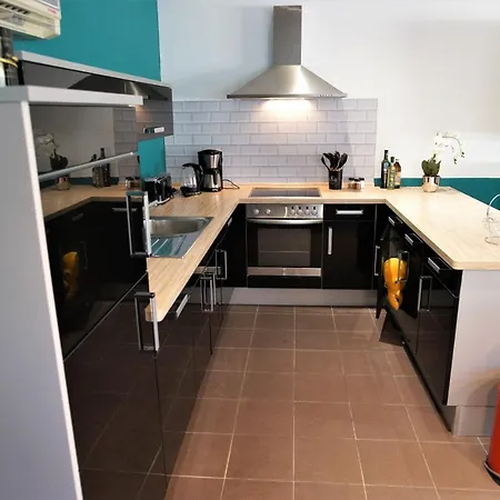 Mill Valley Κόμπλεντς